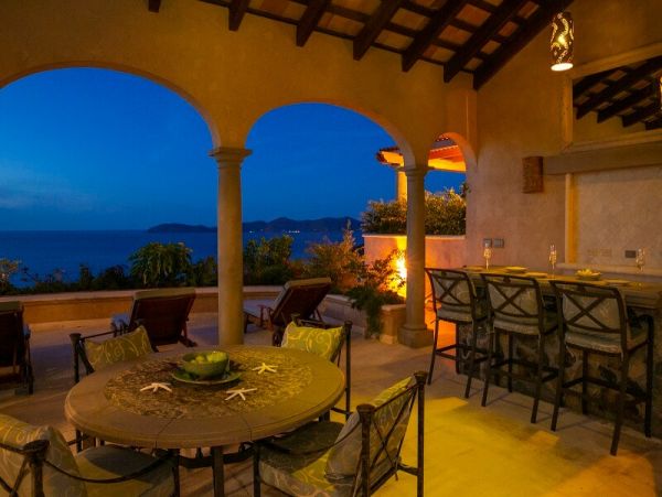 St. John Home 955541