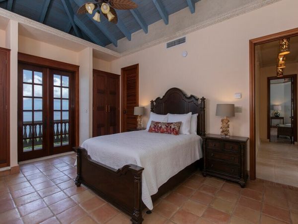 St. John Home 955541