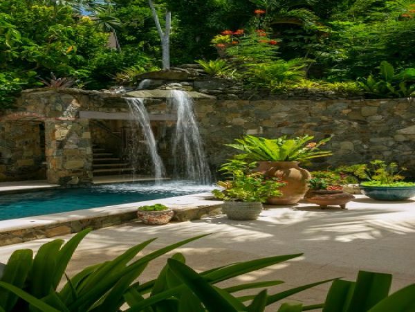 St. John Home 955541