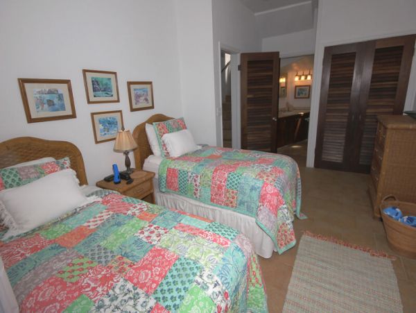 St. John Home 955545