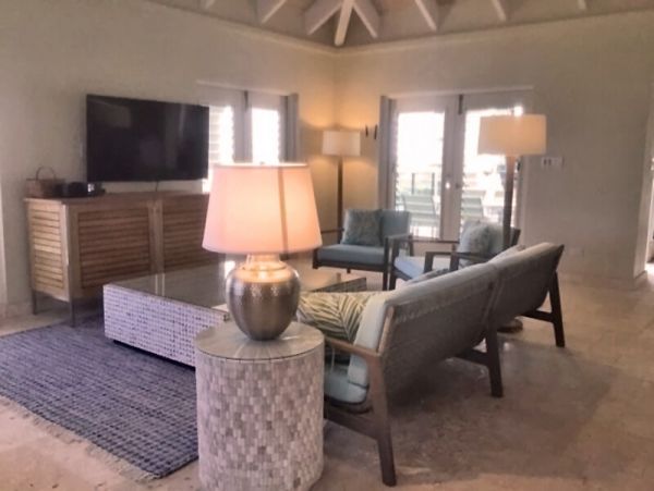 St. John Home 955548