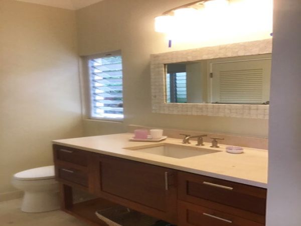 St. John Home 955548