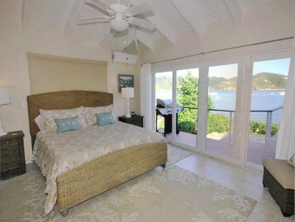 St. John Home 955551