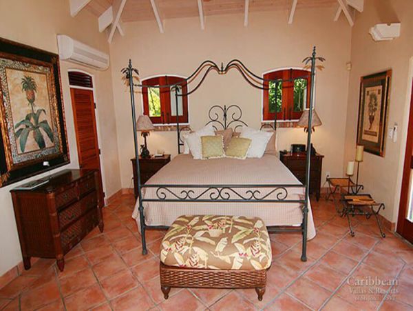 St. John Home 955554