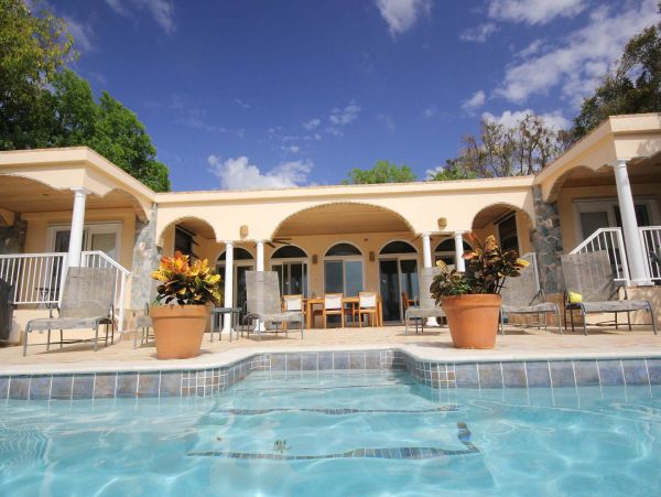St. John Home 955558