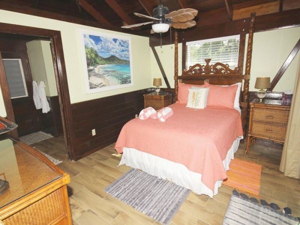 St. John Home 955558
