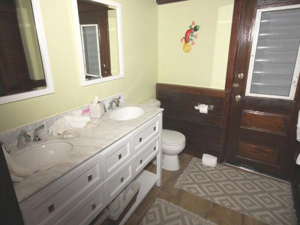 St. John Home 955558