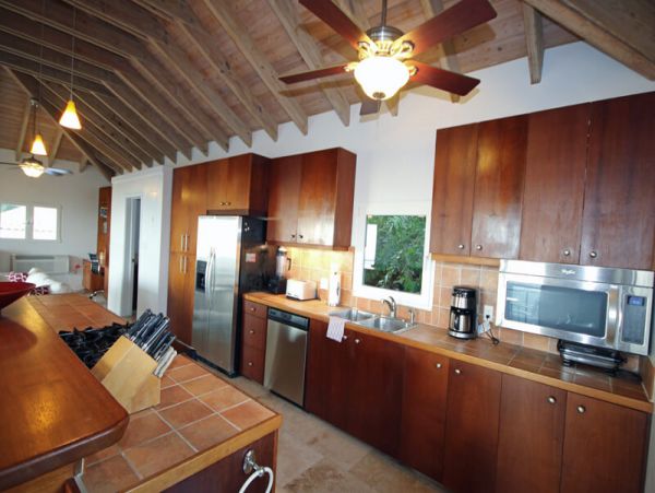 Four Bedroom Luxurious Getaway with Stunning Views