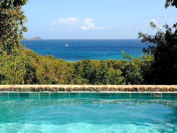 Beautiful 3 Bedroom Villa with incredible ocean views