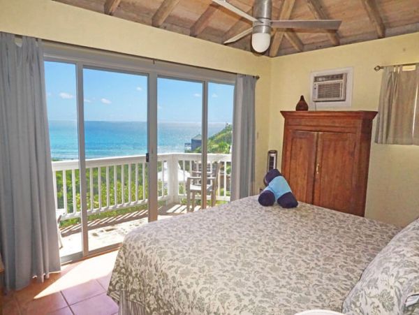 Beautiful 3 Bedroom Villa with incredible ocean views