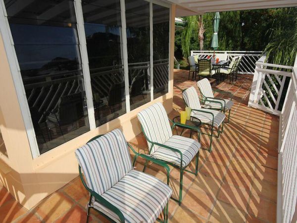 St. John Home 955564
