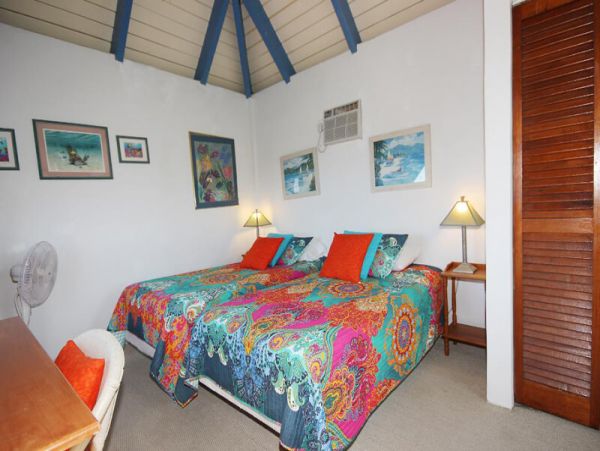 St. John Condo 955575
