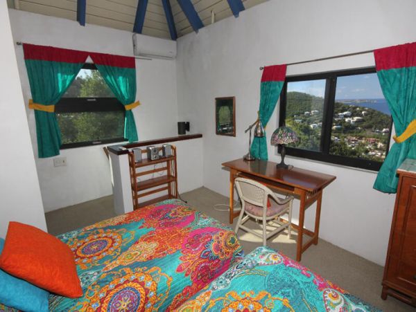 St. John Condo 955575