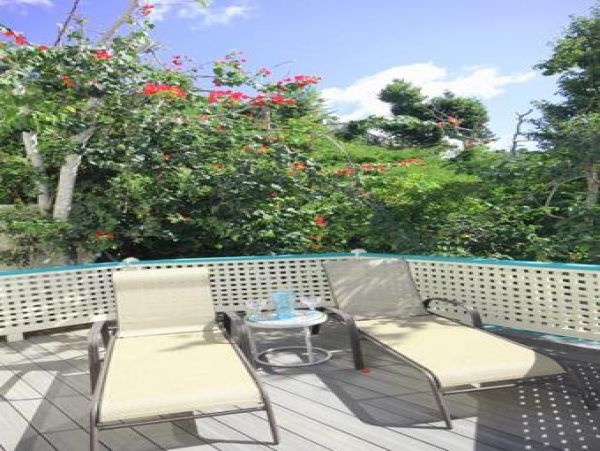 St. John Condo 955575