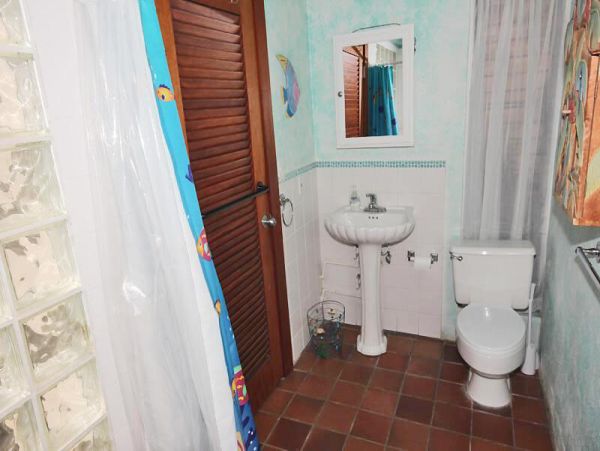 St. John Condo 955576