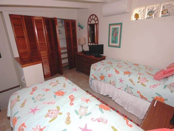 St. John Home 955577