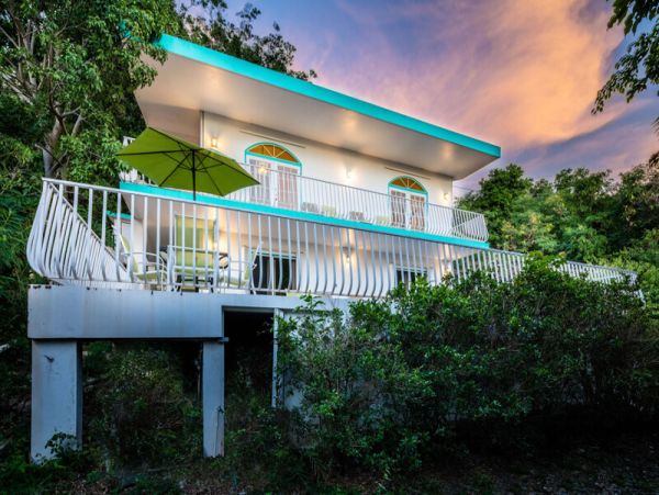St. John Home 955579