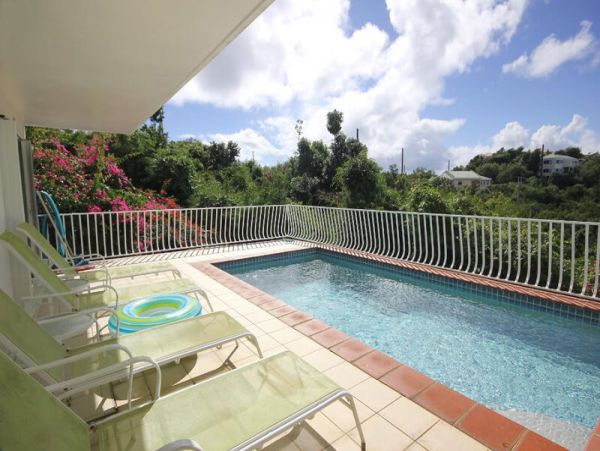 St. John Home 955579