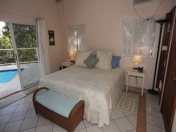 St. John Home 955580