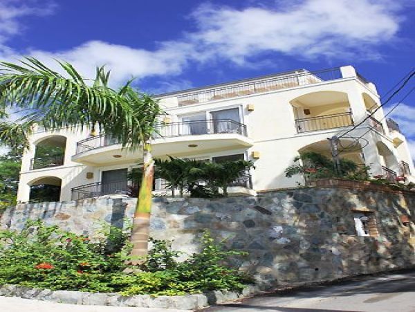 St. John Condo 955587