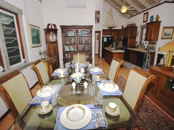 St. John Home 955590