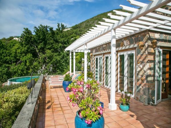 St. John Home 955590