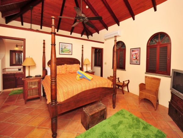 St. John Home 955591