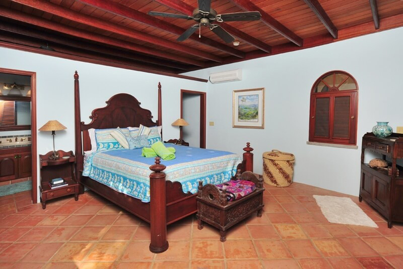 St. John Home 955591