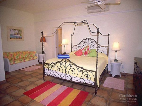 St. John Home 955592