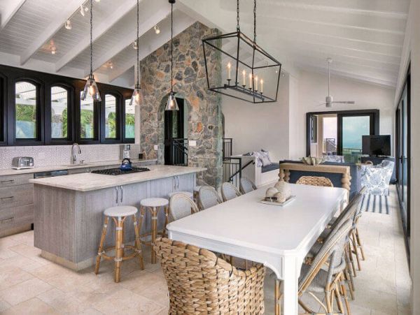 St. John Home 955593