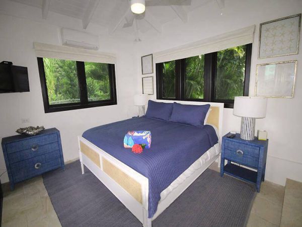 St. John Home 955593