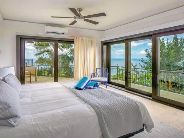 St. John Home 955593