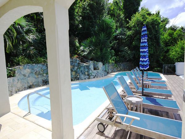 St. John Home 955593