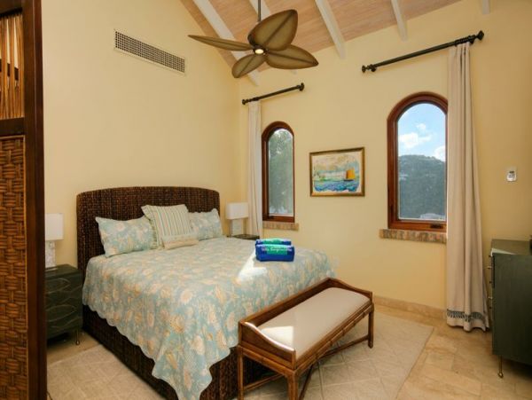 St. John Condo 955595