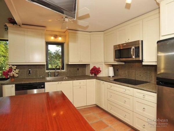 St. John Condo 955597
