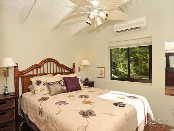 St. John Condo 955597