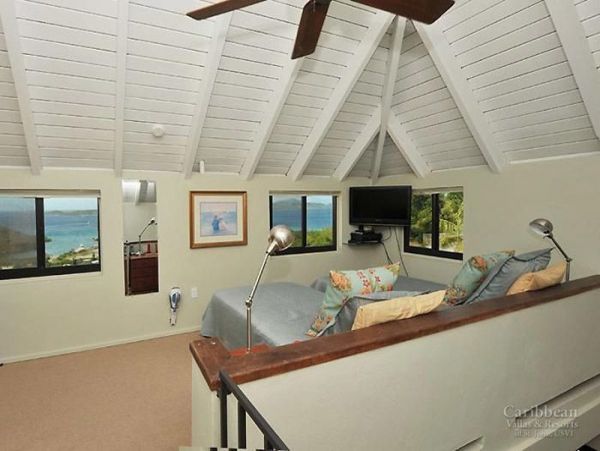 St. John Condo 955597