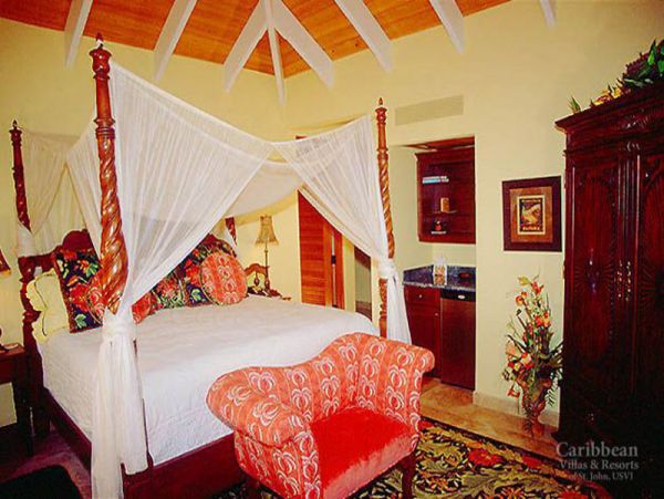 St. John Home 955598