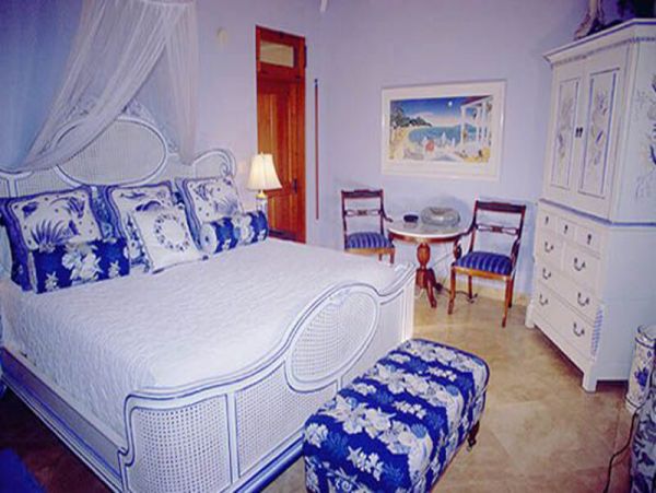 St. John Home 955598