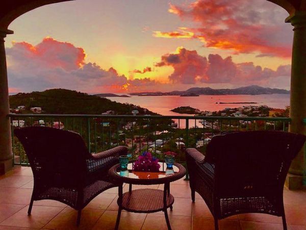 St. John Home 955600