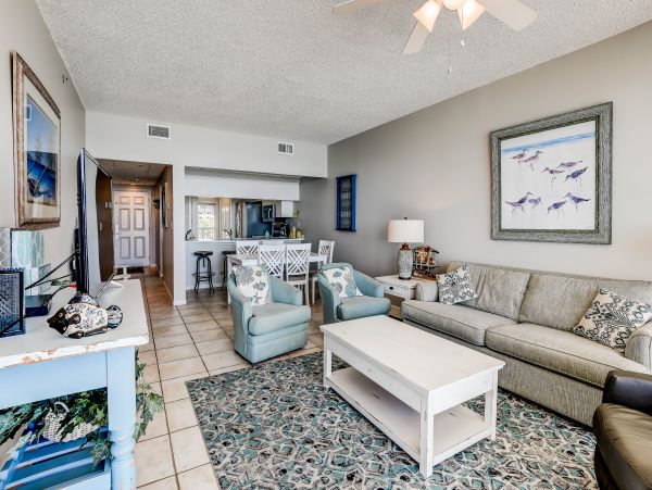 Spacious Condo with Full Ocean Views