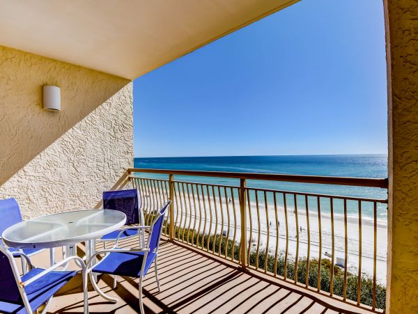 Spacious Condo with Full Ocean Views