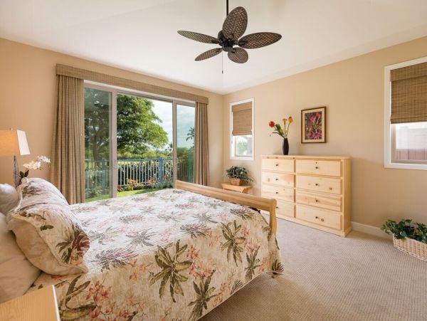 Great Three Bedroom Home with Pool & Hot Tub Plus Golf Views