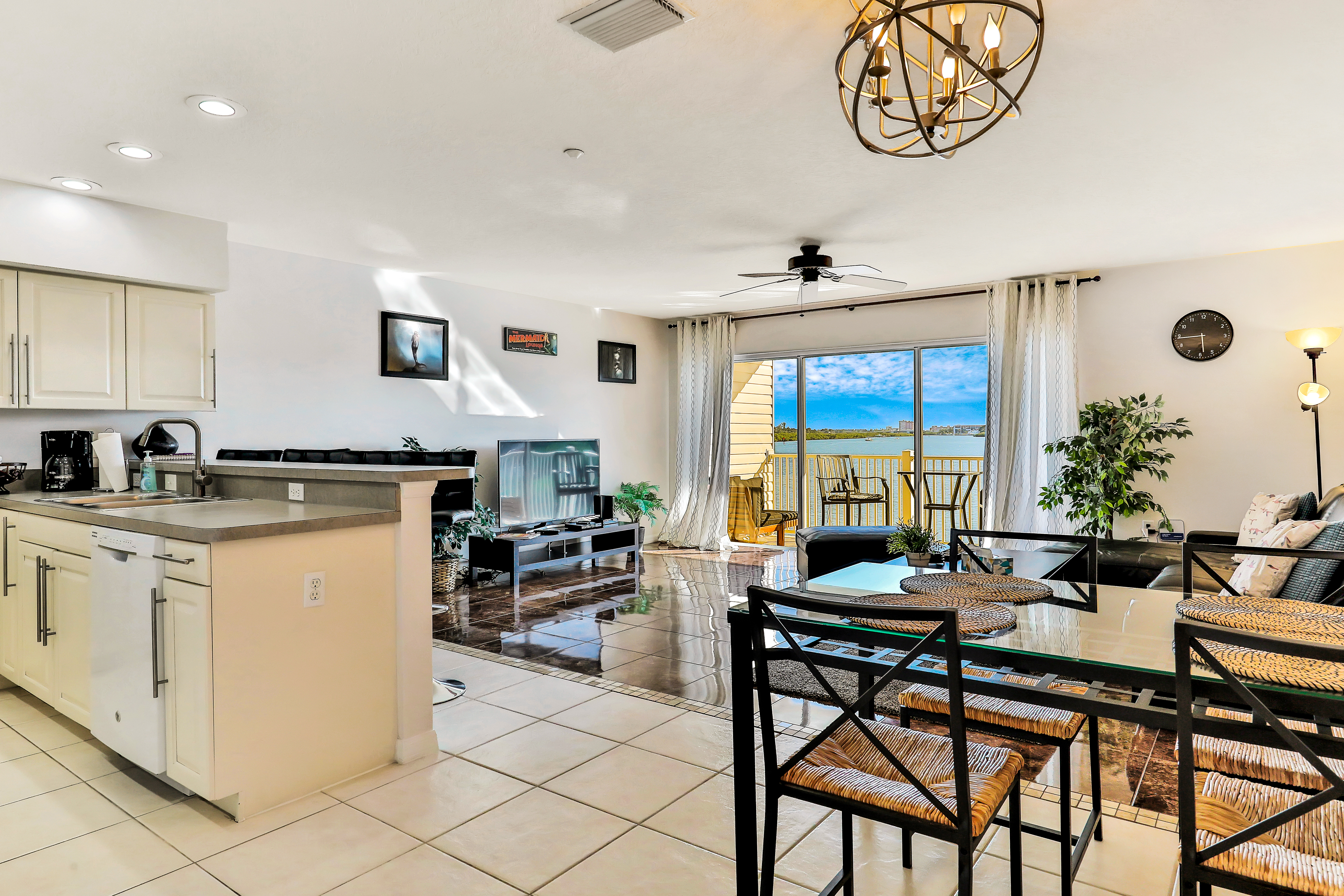 Indian Shores Vacation Condo Two Bedroom Walk to Beach
