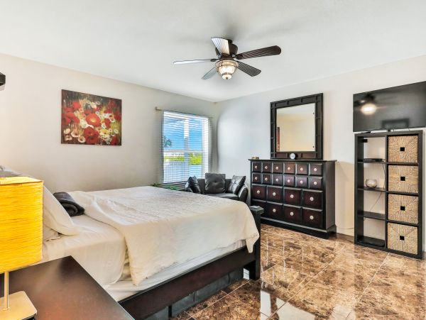 Indian Shores Vacation Condo Two Bedroom Walk to Beach