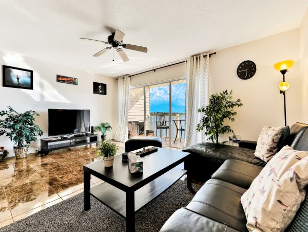 Indian Shores Vacation Condo Two Bedroom Walk to Beach