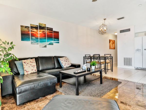 Indian Shores Vacation Condo Two Bedroom Walk to Beach