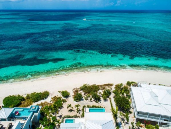 Two Bedroom Beachfront Vacation Villa in Turks and Caicos