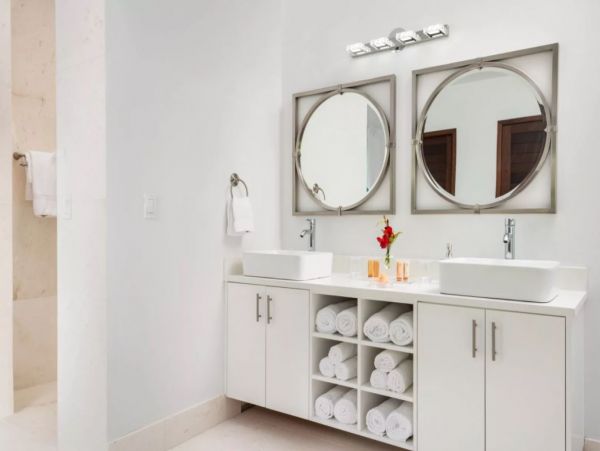 Two Bedroom Beachfront Vacation Villa in Turks and Caicos