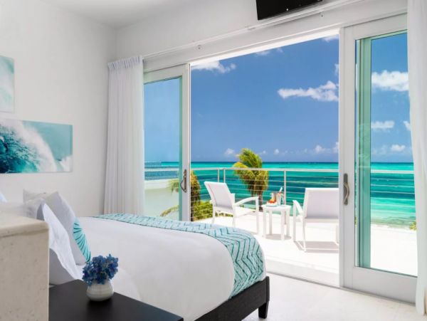 Two Bedroom Beachfront Vacation Villa in Turks and Caicos